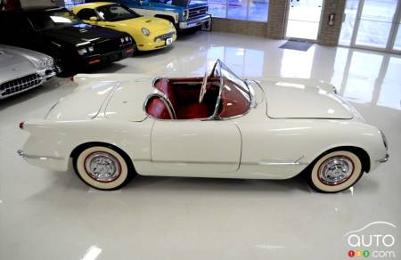 Chevrolet Corvette 1953, profil